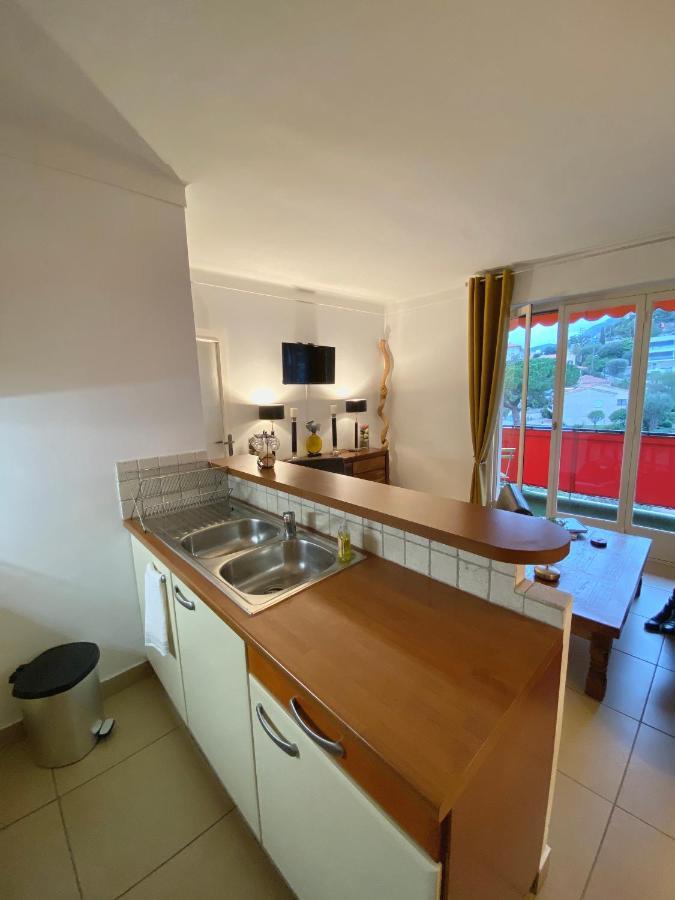 Charmant 2 Pieces Vue Sur Mer Et Monte-Carlo A Roquebrune Cap Martin Exterior photo
