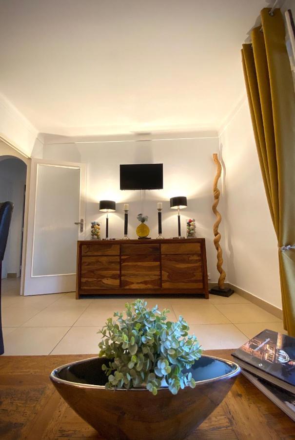 Charmant 2 Pieces Vue Sur Mer Et Monte-Carlo A Roquebrune Cap Martin Exterior photo