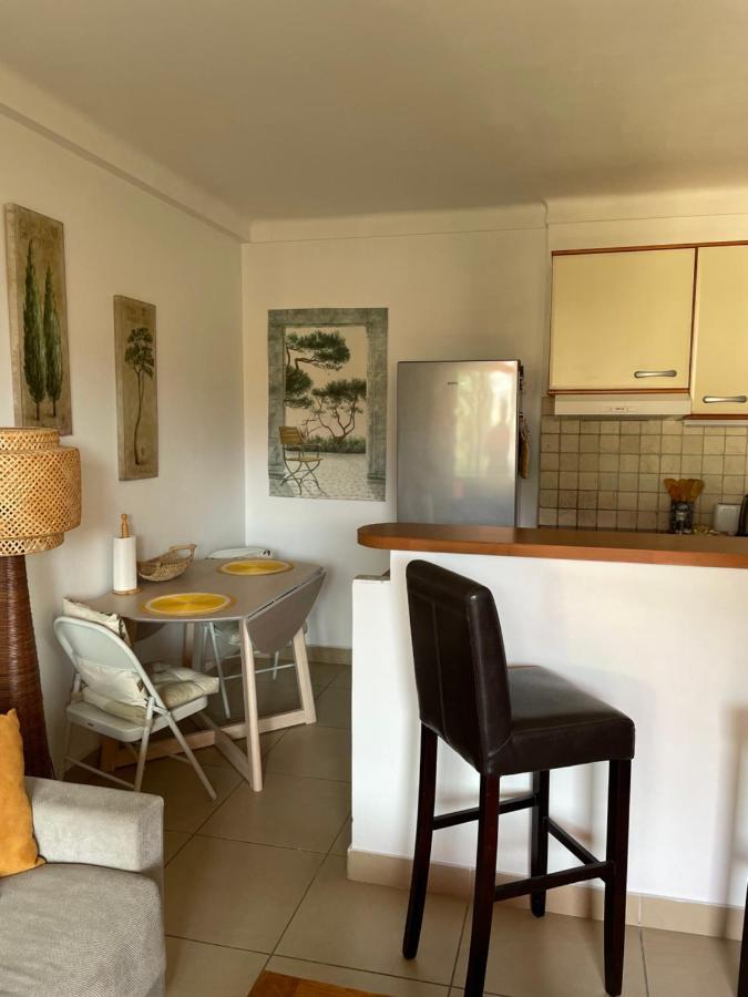 Charmant 2 Pieces Vue Sur Mer Et Monte-Carlo A Roquebrune Cap Martin Exterior photo