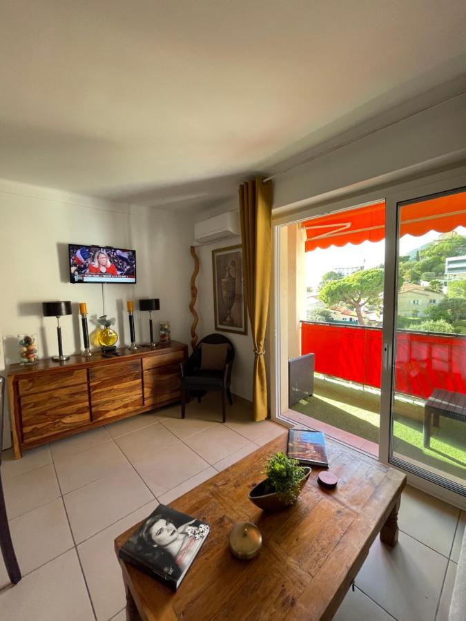 Charmant 2 Pieces Vue Sur Mer Et Monte-Carlo A Roquebrune Cap Martin Exterior photo