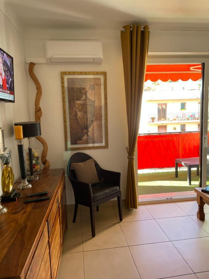 Charmant 2 Pieces Vue Sur Mer Et Monte-Carlo A Roquebrune Cap Martin Exterior photo