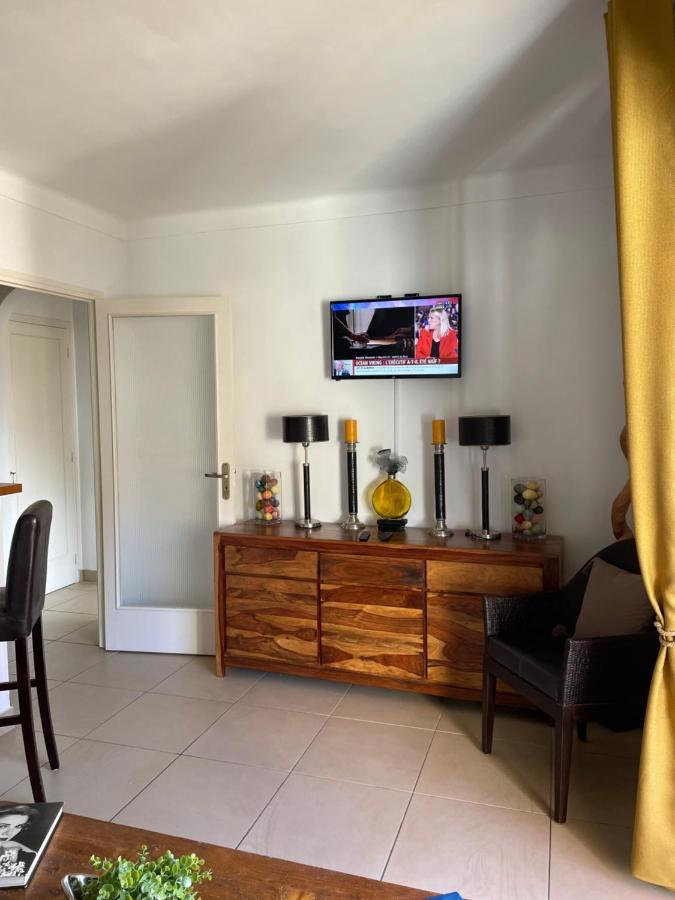 Charmant 2 Pieces Vue Sur Mer Et Monte-Carlo A Roquebrune Cap Martin Exterior photo